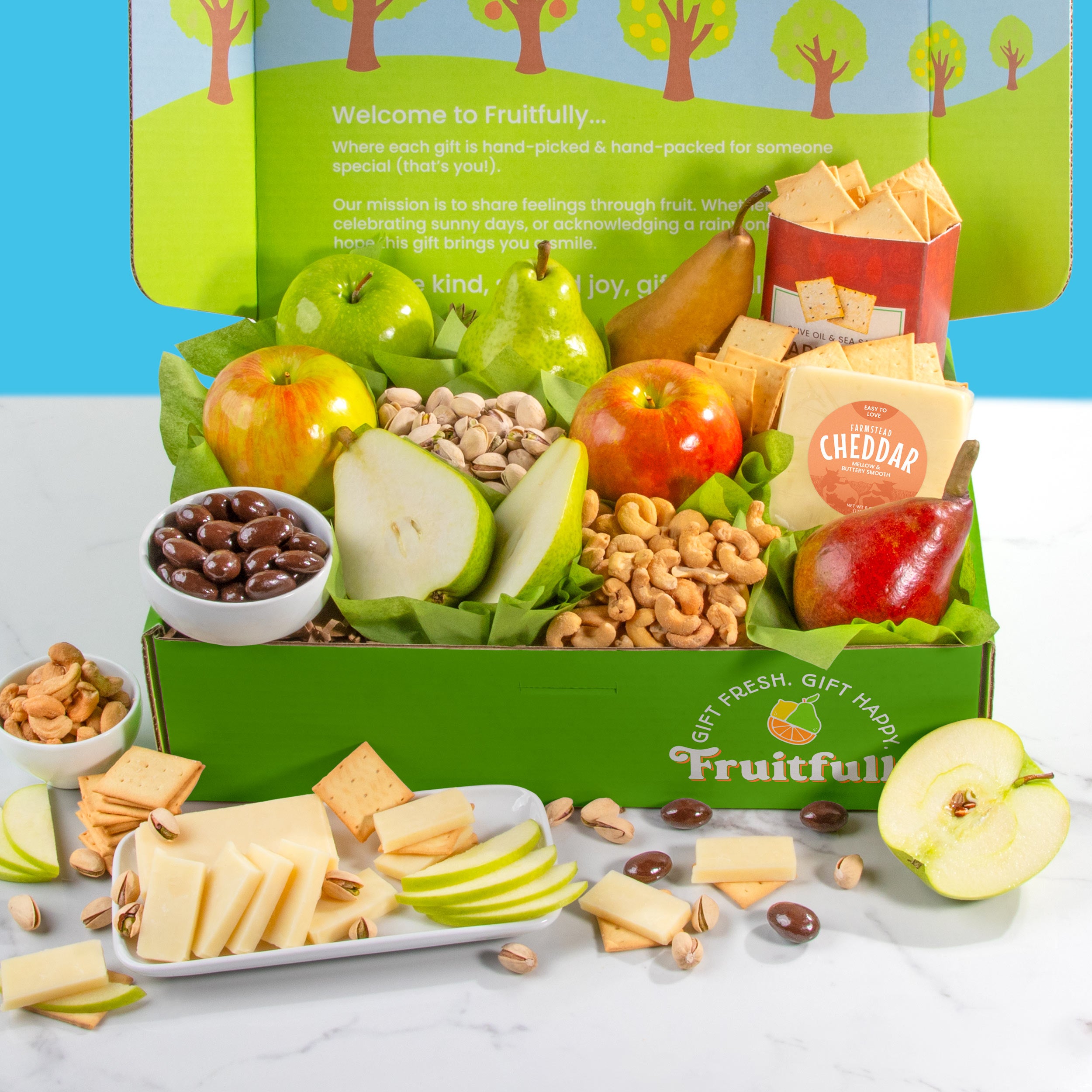 Fruitfully Perfect Pairings Deluxe Fruit, Cheese and Gourmet Box – Fruitfully