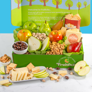 Perfect Pairings Deluxe Fruit, Cheese and Gourmet Box